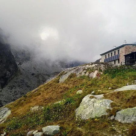 A205 Hrebienok Stary Smokovec With Garage *